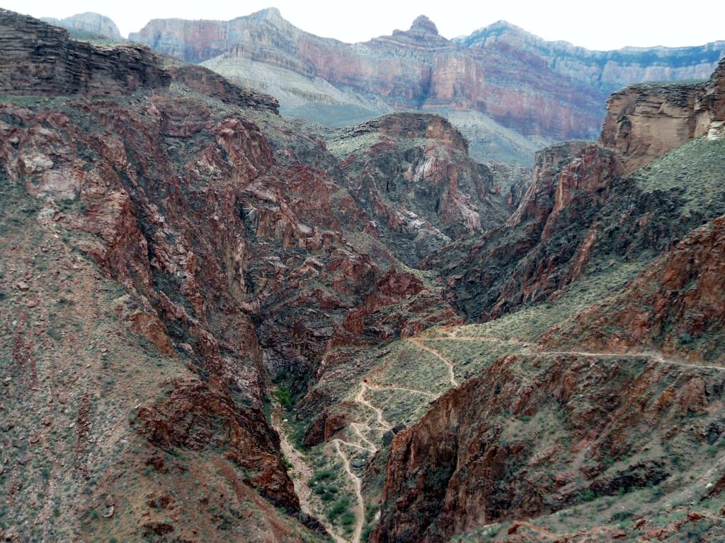 how far is the hike to phantom ranch